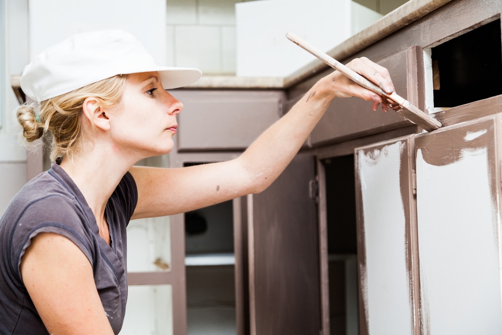how to paint kitchen cabinets